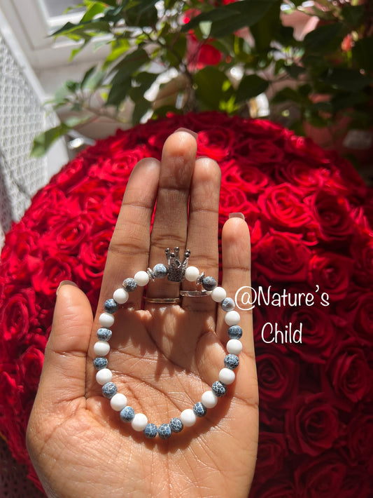 SHINING KING beaded bracelet